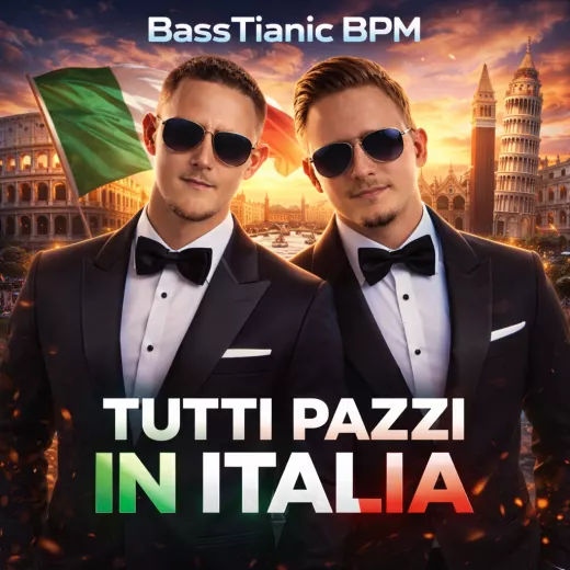 Official cover artwork for Tutti pazzi in Italia
